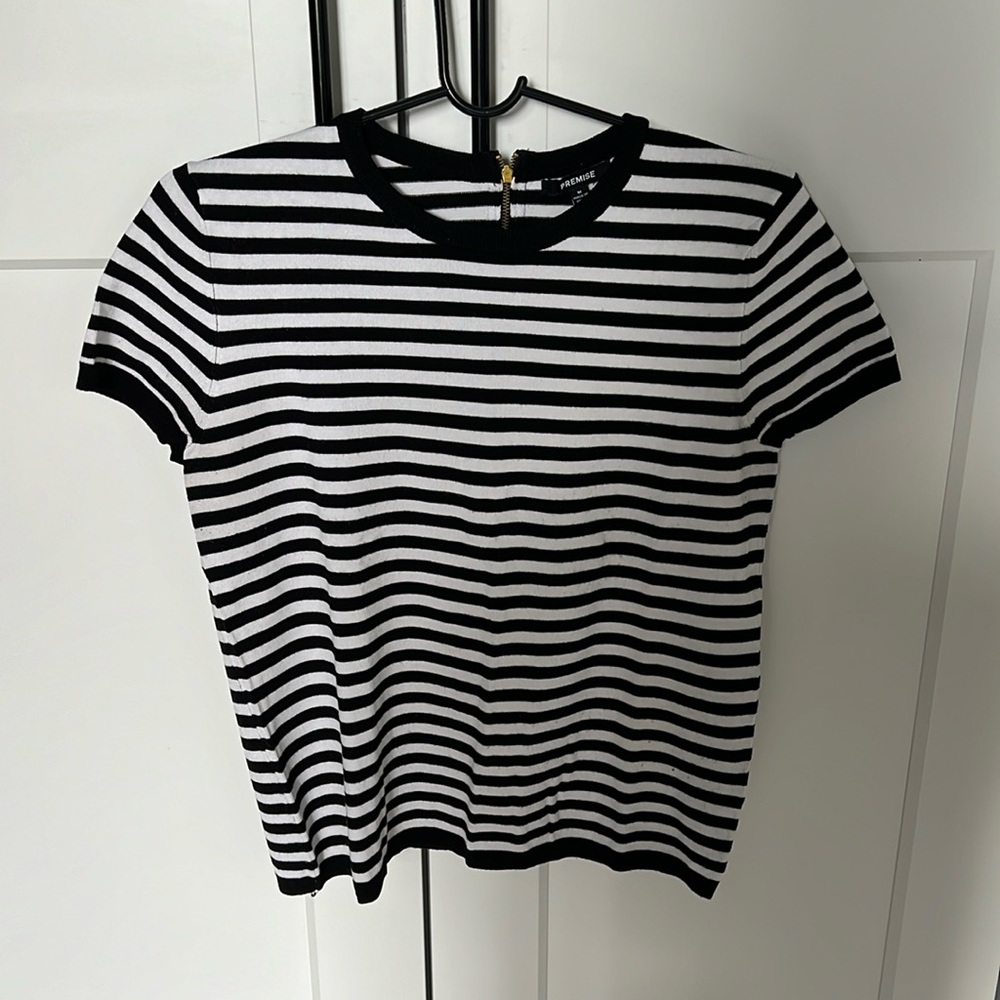 Premise Short Sleeve Knit Top - M